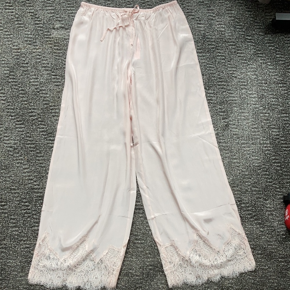 🎀VS silky lace pj sleep pants soft pink size M - Picture 2 of 10